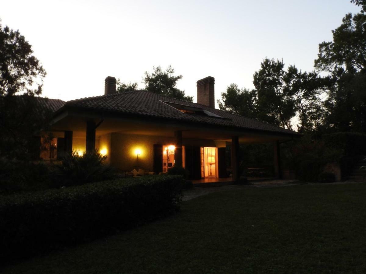 Villa Dall Acqua Pesaro Exteriör bild