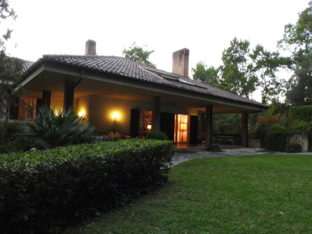 Villa Dall Acqua Pesaro Exteriör bild