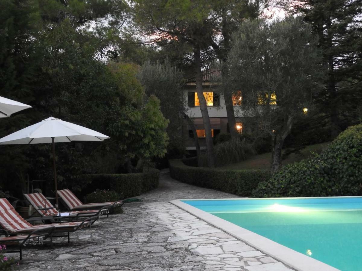 Villa Dall Acqua Pesaro Exteriör bild