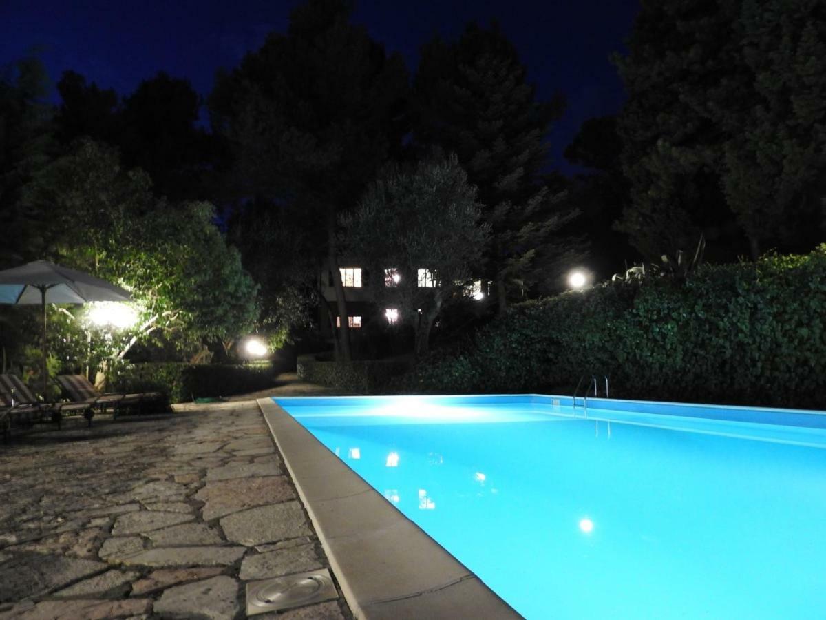 Villa Dall Acqua Pesaro Exteriör bild