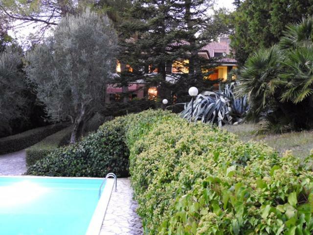 Villa Dall Acqua Pesaro Exteriör bild